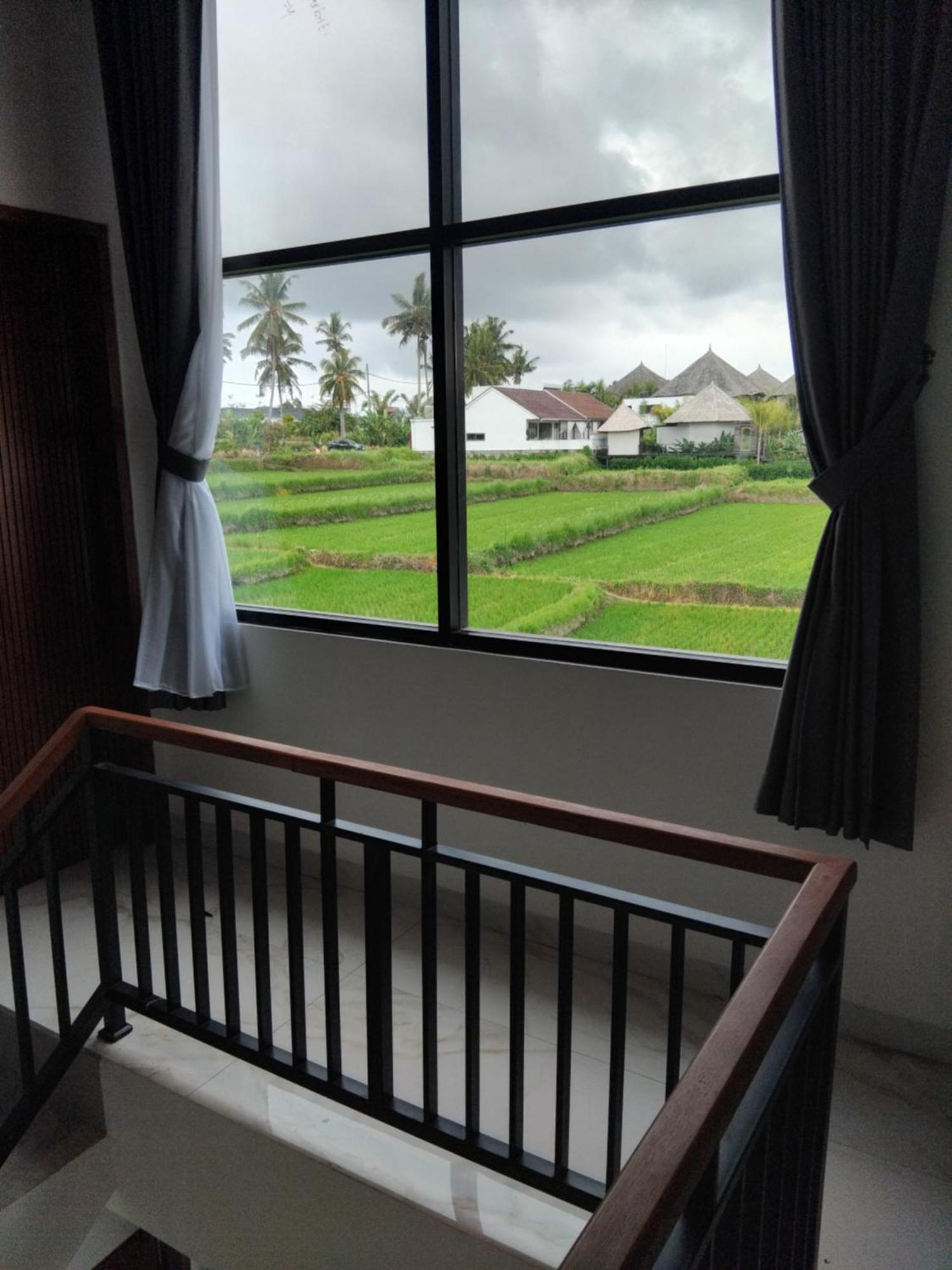 Sujiwa Ubud Hotel & Villa Extérieur photo
