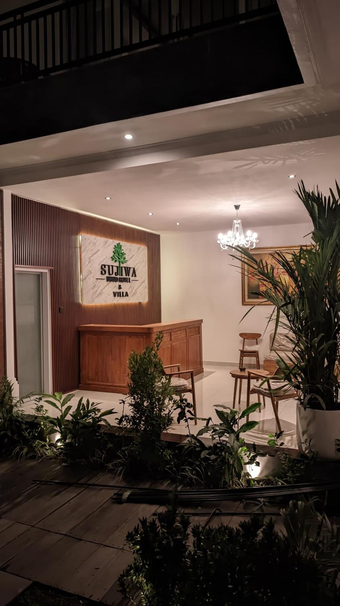Sujiwa Ubud Hotel & Villa Extérieur photo